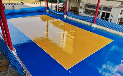 สนามวอลเลย์บอล พื้นโพลียูรีเทน (Polyurethane – PU) โรงเรียนช่องฟ้าซินเซิงวาณิชบำรุง เชียงใหม่